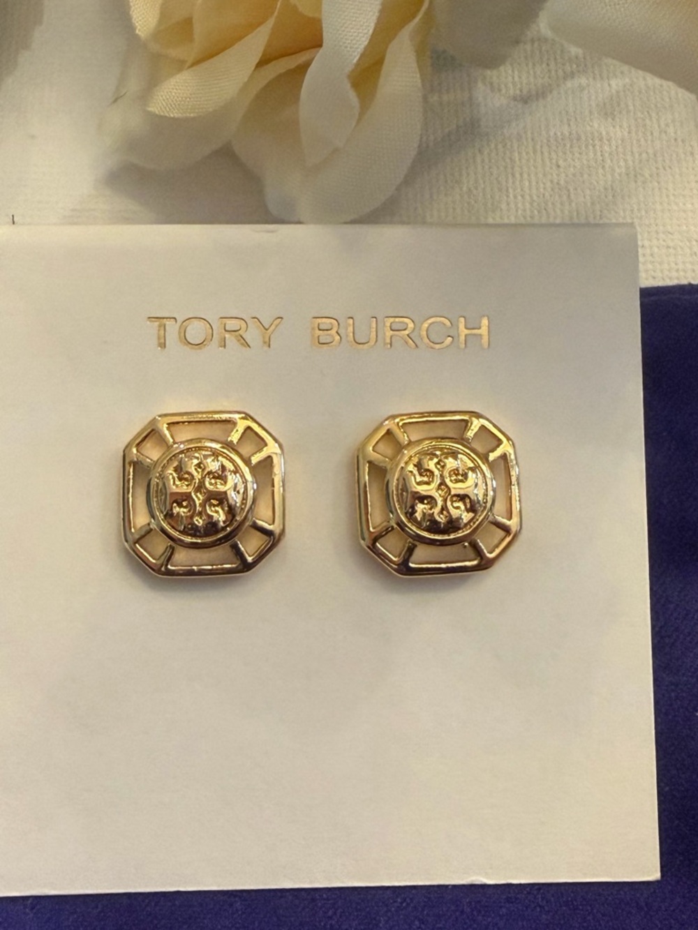 Tory Burch Authentic Signature Audrina Post Earrings 18k Gold Plated Logo NWT